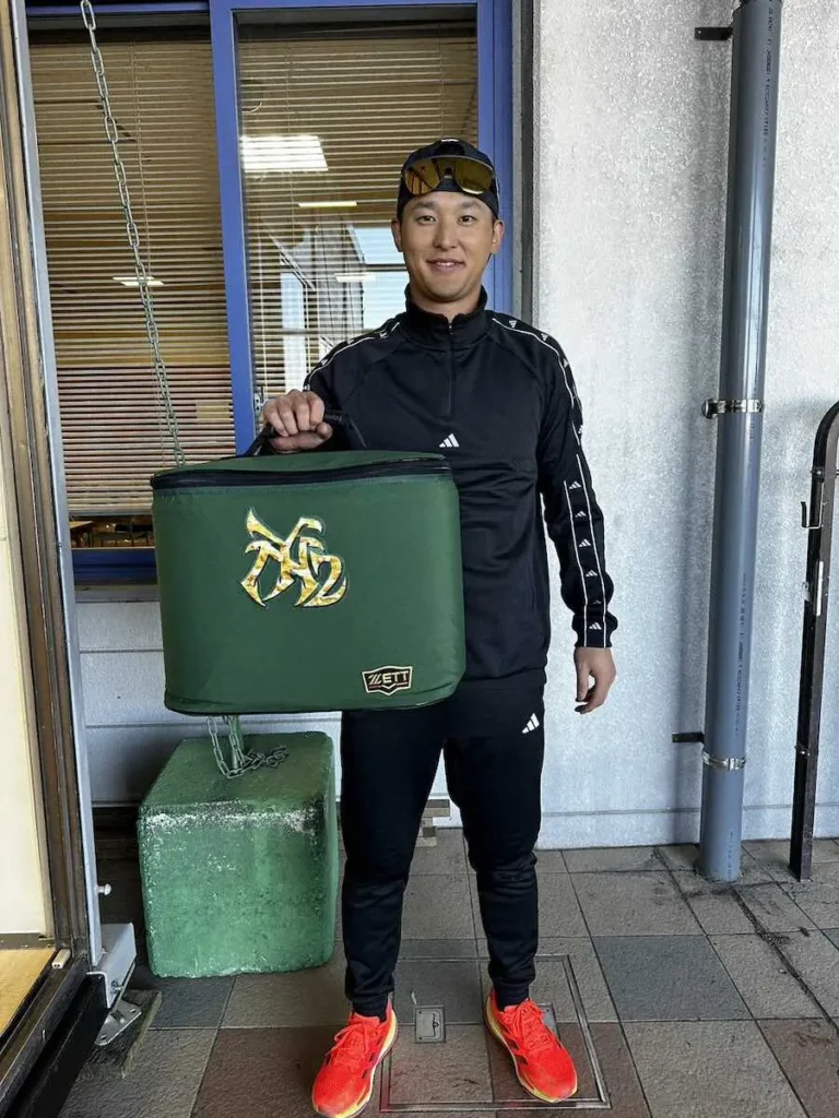 【野球のギモン　知ってQ】巨人・吉川　キャンプ中必ずやることは“相棒”「グラブを試すこと」― スポニチ Sponichi Annex 野球