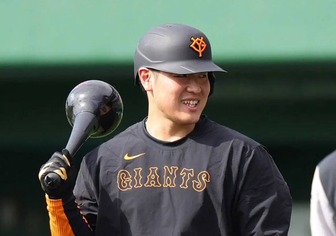 巨人・岡本和真の本塁打パフォ決定？　岡本ファンのお笑い芸人のお願いに「めっちゃオモロイやん」― スポニチ Sponichi Annex 野球