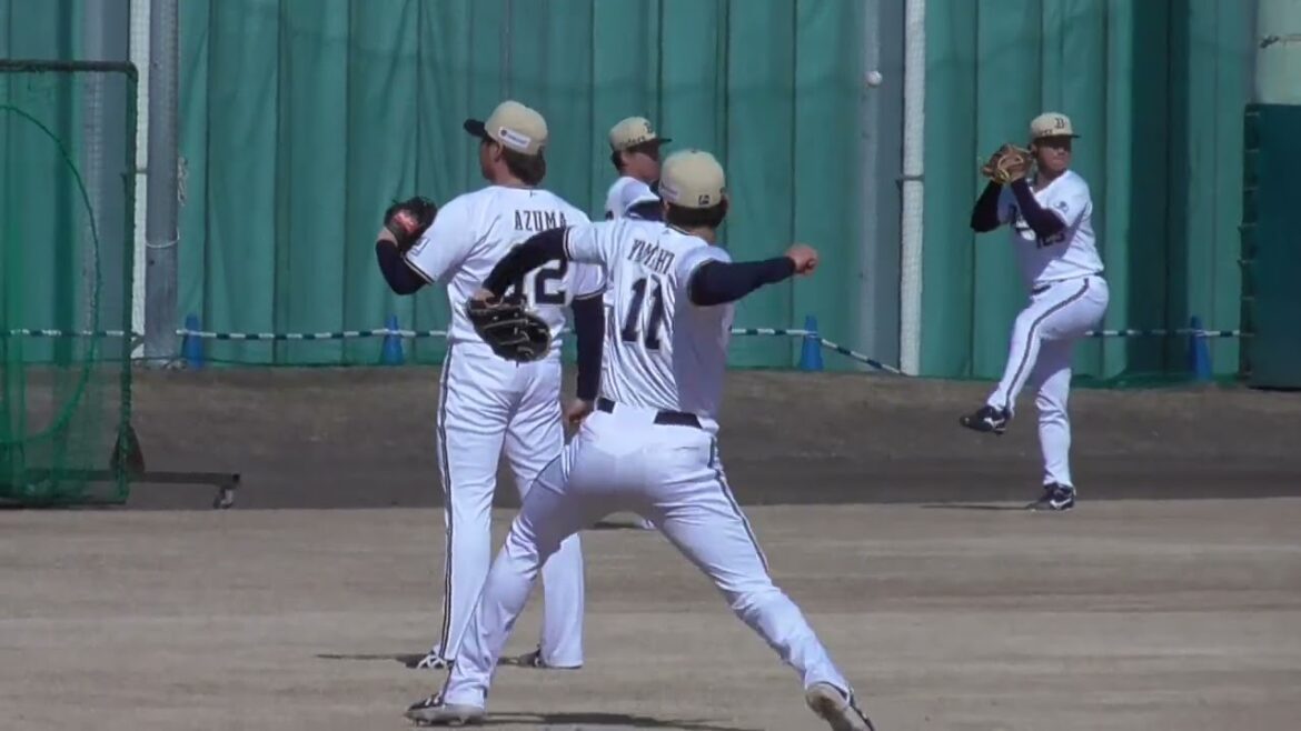 【プロ野球】2025年2月26日　オリックス　キャンプ　『投手　キャッチボール』