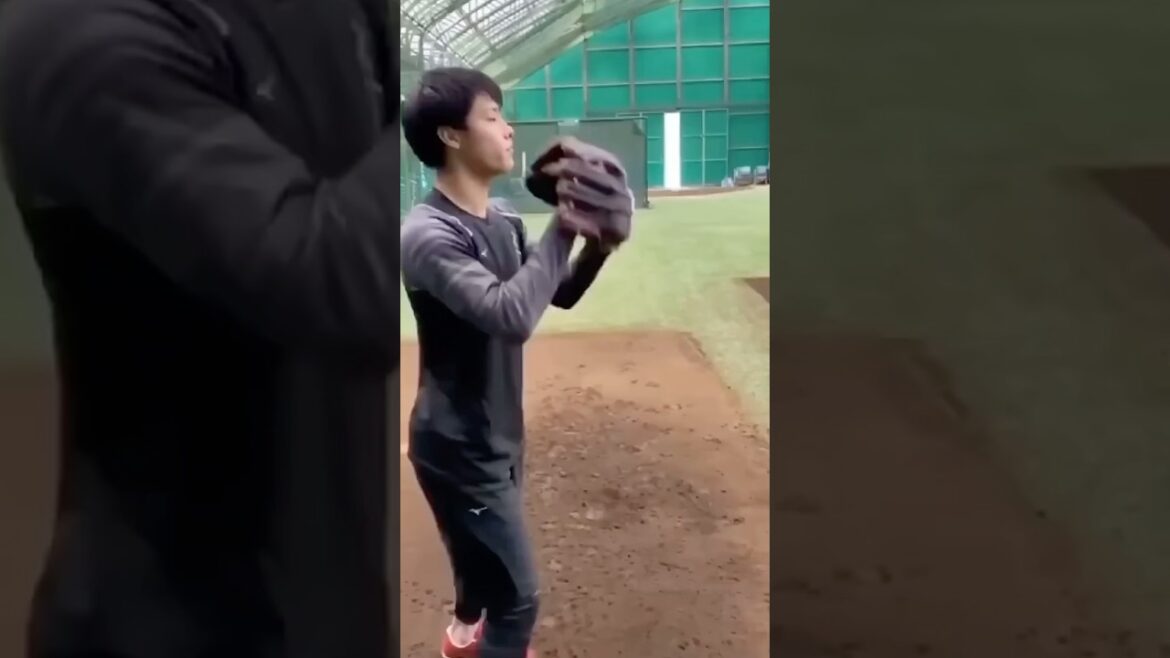 辰己、来季に向けてプルペン投球#shorts #辰己涼介 #おすすめ 辰己、来季に向けてプルペン投球#shorts #辰己涼介 #おすすめ