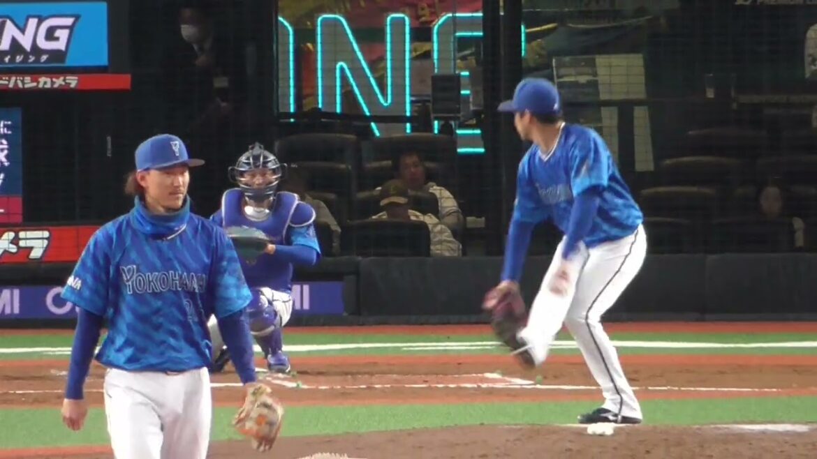 2025年3月 オープン戦・埼玉西武戦。 岩田 将貴 投手の入場＆準備投球（ボールデッド中）