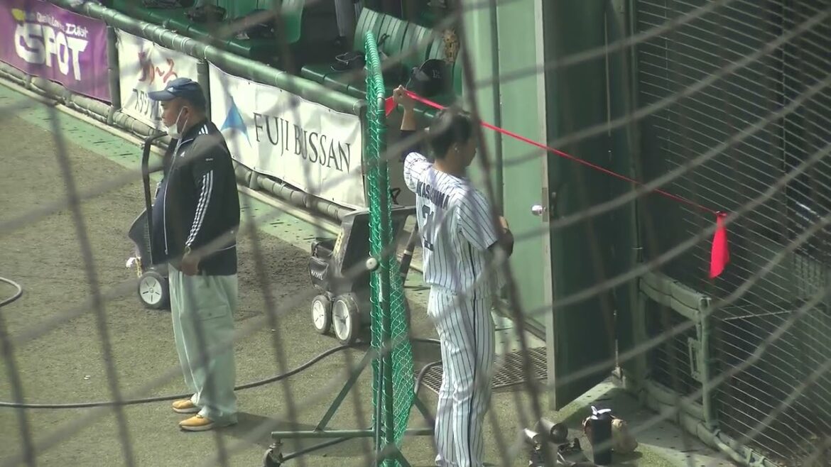 くふうハヤテベンチャーズ 先発の笠島尚樹投手の試合前ゴムチューブ調整 2025/3/25 ちゅーるスタジアム