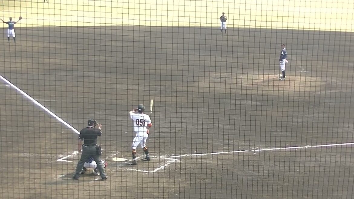 ショートゴロ舟越秀虎 めっちゃ速いが間に合わず＜読売ジャイアンツ3軍 対 青森大学 2025年3月27日＞