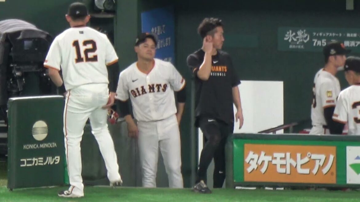 【巨人】 開幕戦‼ 試合前にデニーに挨拶する巨人選手 水を頭にかけるウィーラー 現地映像