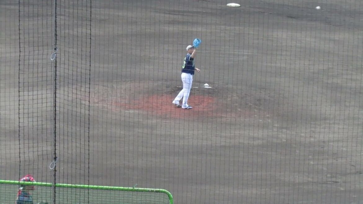 シート打撃に石川雅規が登板 2025年の投球フォーム＜ヤクルトスワローズ 沖縄キャンプ 2025年2月19日＞