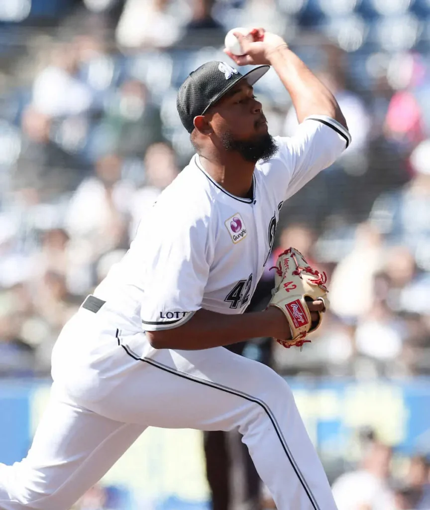 台湾シリーズ・日本ハムの相手先発が元ロッテ助っ人左腕でびっくり「いきなりズルいwww」― スポニチ Sponichi Annex 野球