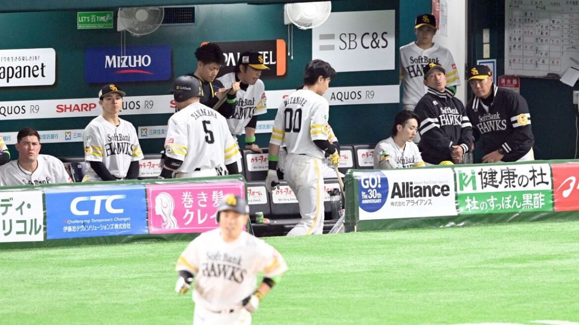 「ファンには申し訳ないけど1敗は1敗」ソフトバンク小久保監督、開幕戦黒星も前向き 初の開幕スタメンマスクの谷川原健太を評価:「おっ!」でつながる地元密着のスポーツ応援メディア 西スポWEB OTTO! – 西日本新聞me 「ファンには申し訳ないけど1敗は1敗」ソフトバンク小久保監督、開幕戦黒星も前向き 初の開幕スタメンマスクの谷川原健太を評価:「おっ!」でつながる地元密着のスポーツ応援メディア 西スポWEB OTTO! - 西日本新聞me