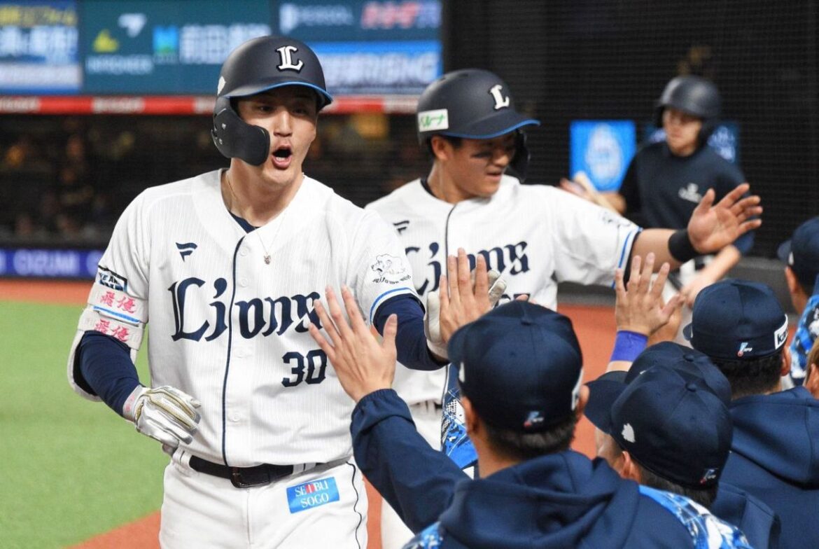 混とんの西武二遊間争い 元山飛優がOP戦1号で滑り込みアピール 西口監督「最後は打力が決め手になる」：「おっ！」でつながる地元密着のスポーツ応援メディア 西スポWEB OTTO! - 西日本新聞me