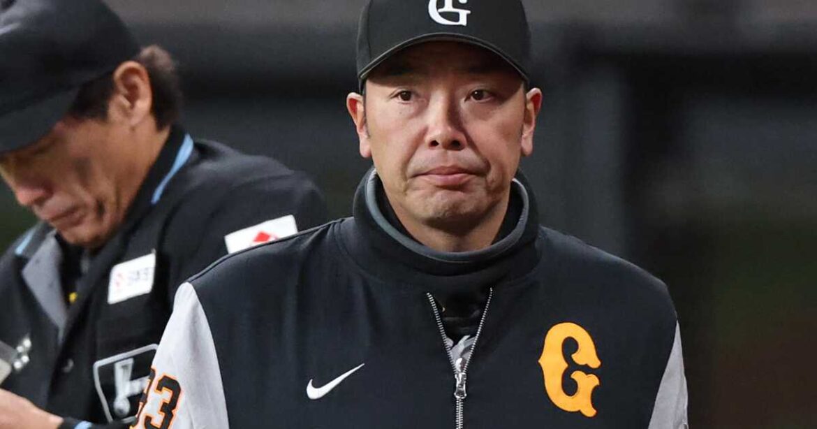 巨人・阿部監督、4回80球で降板の井上温大へ「何をちびってんのかよくわからない。間合いも長いし」 – サンスポ 巨人・阿部監督、4回80球で降板の井上温大へ「何をちびってんのかよくわからない。間合いも長いし」 - サンスポ