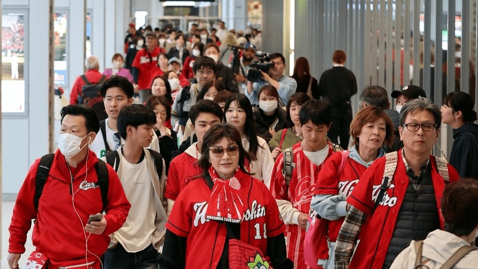 ミナモアにカープユニ姿あふれる 地元開幕戦 29、30日は入館規制の可能性も – 中国新聞デジタル ミナモアにカープユニ姿あふれる 地元開幕戦 29、30日は入館規制の可能性も - 中国新聞デジタル