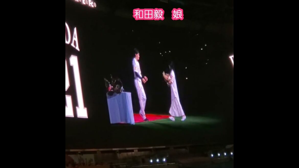 20250315　和田毅の娘から花束贈呈　#shorts@みずほPayPayﾄﾞｰﾑ福岡･外野ﾚﾌﾄ ｵｰﾌﾟﾝ戦