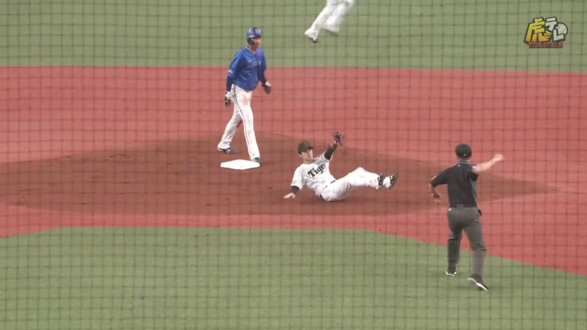 【盗塁警戒】3回表、梅野選手が2塁盗塁を阻止！中野選手のタッチも光る！【2025/4/2 Ｔ－ＤＢ】