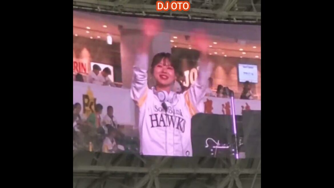 20250330　かわいい！ｻｳﾝﾄﾞDJのOTOさん　#shorts　福岡ｿﾌﾄﾊﾞﾝｸﾎｰｸｽ主催試合@みずほPayPayﾄﾞｰﾑ福岡･ﾗｲﾄ外野