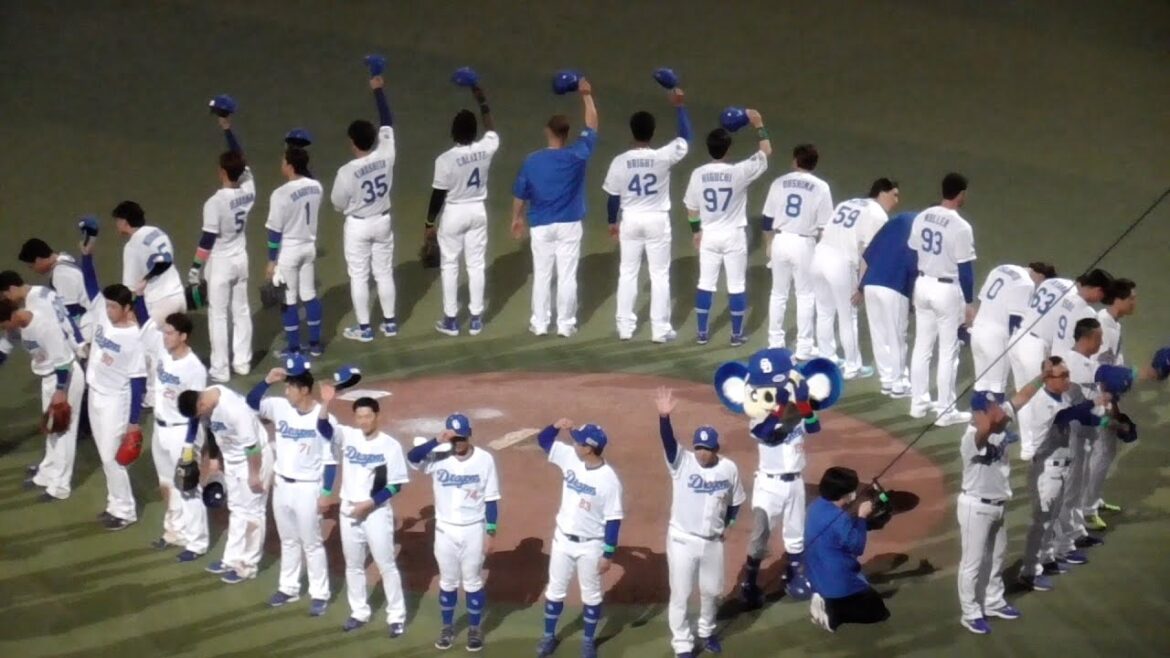 勝利の新パフォーマンス　円陣になり みんなでVery Positive Dragons ! 中日ドラゴンズVS読売ジャイアンツ　2025/04/01