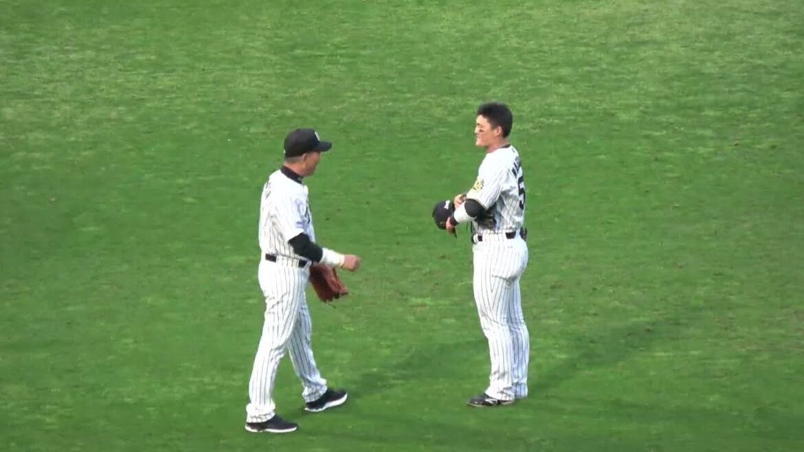 2025 甲子園開幕 【阪神タイガース】レジェンドOBが待つポジションへ現役選手達が向かう‼現地映像 2025 甲子園開幕 【阪神タイガース】レジェンドOBが待つポジションへ現役選手達が向かう‼現地映像