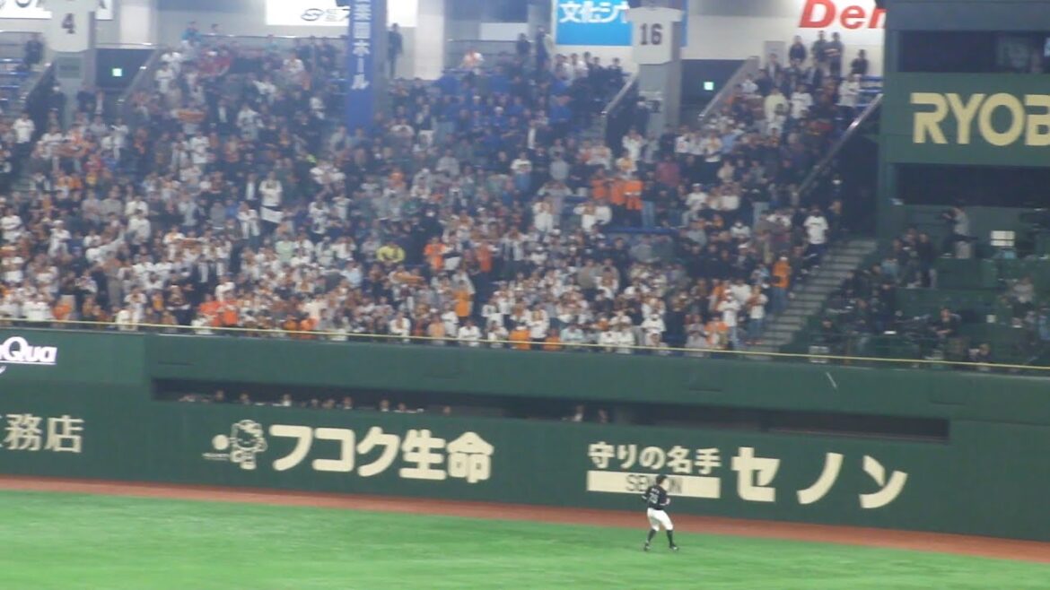 巨人 オコエ瑠偉 フェンス直撃のツーベースヒット　オープン戦 巨人 vs ロッテ　2025年3月21日(金)　東京ドーム