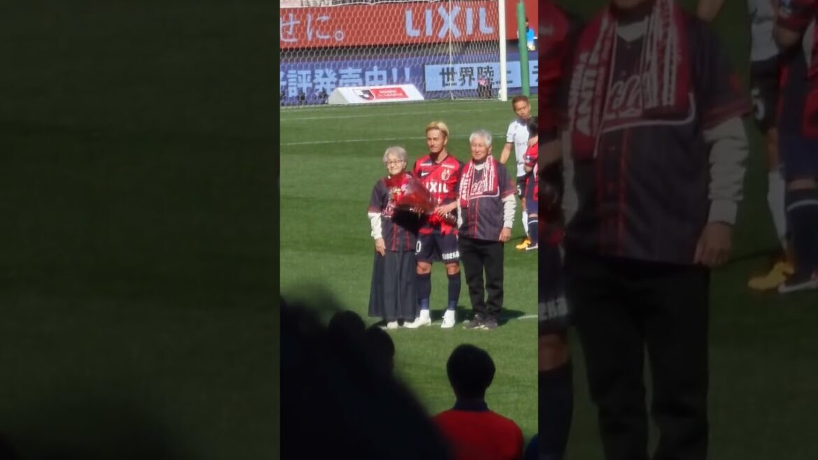 【3/1FC東京戦】かの有名なばあちゃんにペチペチされる孫の優磨【#40鈴木優磨】#鹿島アントラーズ　#FC東京　#グラン磨