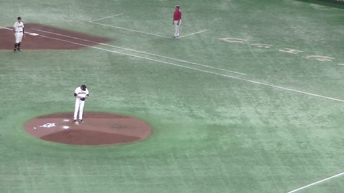 ピンチで上本崇司をセンターフライに打ち取るケラー【読売ジャイアンツ対 広島東洋カープ  2024年8月22日】