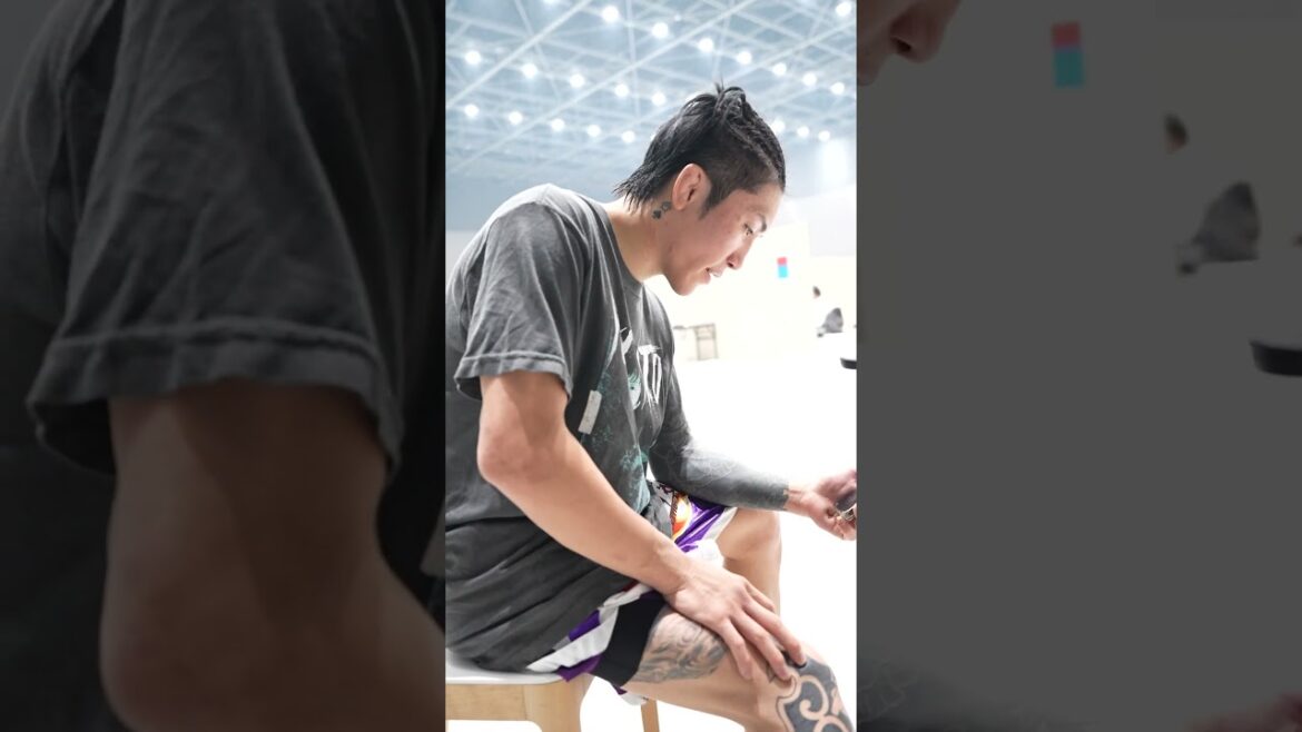 試合直後、伊藤裕樹が馬券を購入。#RIZIN #RIZIN_LANDMARK10