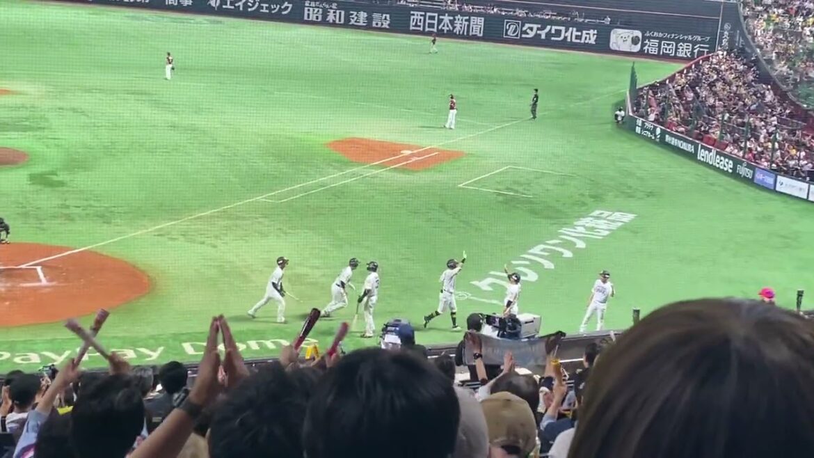 打った瞬間！ホークス中村晃　2025年初ホームラン