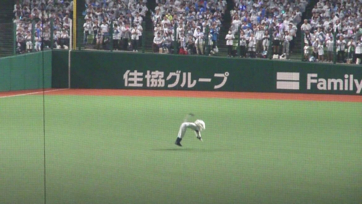 埼玉西武ライオンズ 隅田知一郎が栗原陵矢を見逃し三振に打ち取り試合終了　西武 1 - 0 ソフトバンク　2025年4月19日(土) ベルーナドーム