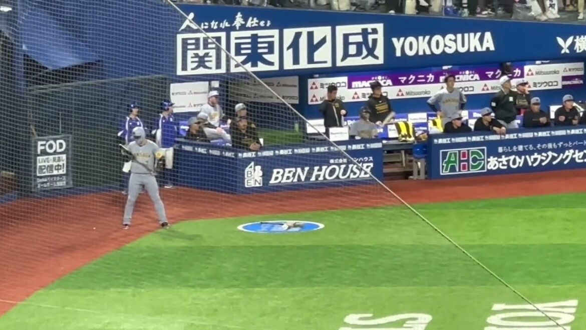 佐藤輝明のタイムリー2ベース！の時の阪神ベンチ