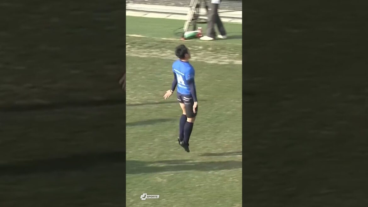 こちらが、キレキレのステップ💁‍♀️捕まえられないダミアン・デアレンデ選手（埼玉WK）と石田吉平選手（横浜E）のステップ⚡#NTTリーグワン  #WelcomeToRugby