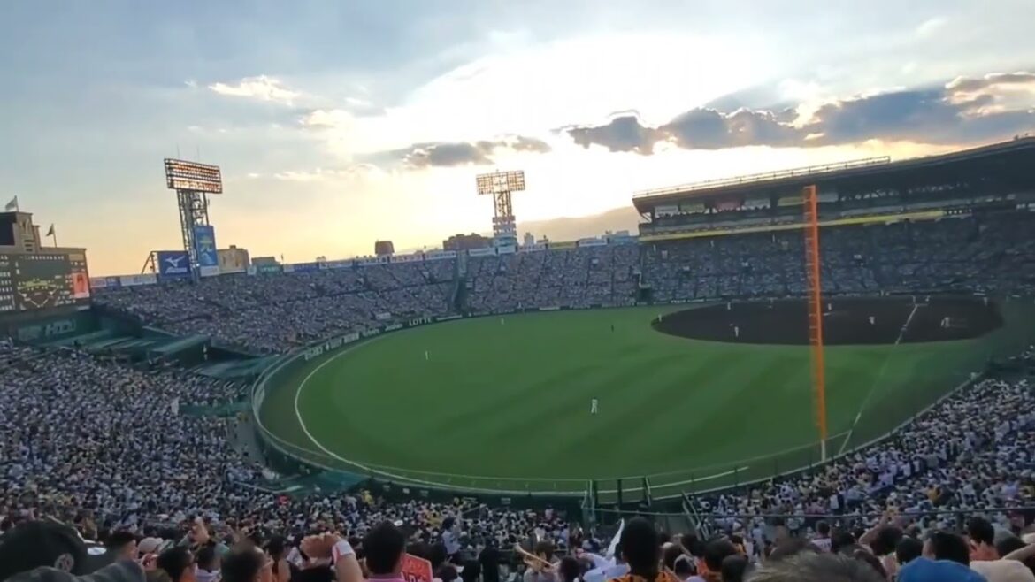 20240801　亀井善行ｺｰﾁ継承！【吉川尚輝　専用コール】　1回表　読売ｼﾞｬｲｱﾝﾂ(巨人)@阪神甲子園球場･ﾚﾌﾄ外野［KOSHIEN CLASSIC SERIES］