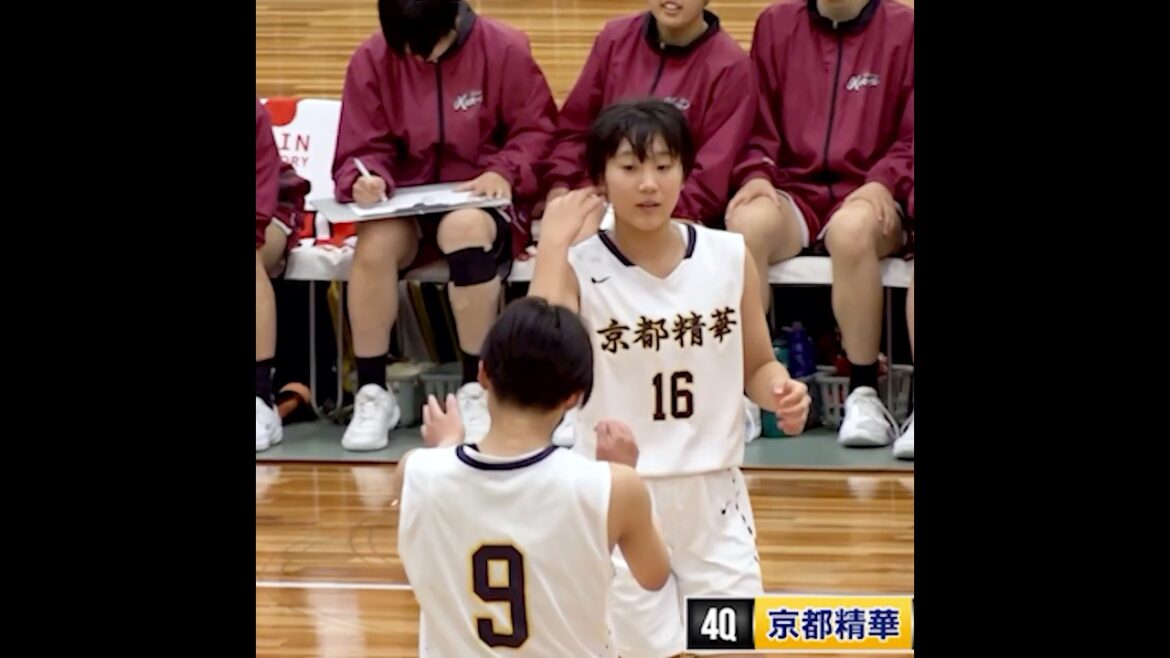 京都精華 近畿女王の1年生が魅せる💥鮮やかターンからAND1‼️満生小珀( 1年｜166cm｜No.16 )[近畿高校バスケ新人大会2025] #高校バスケ #shorts