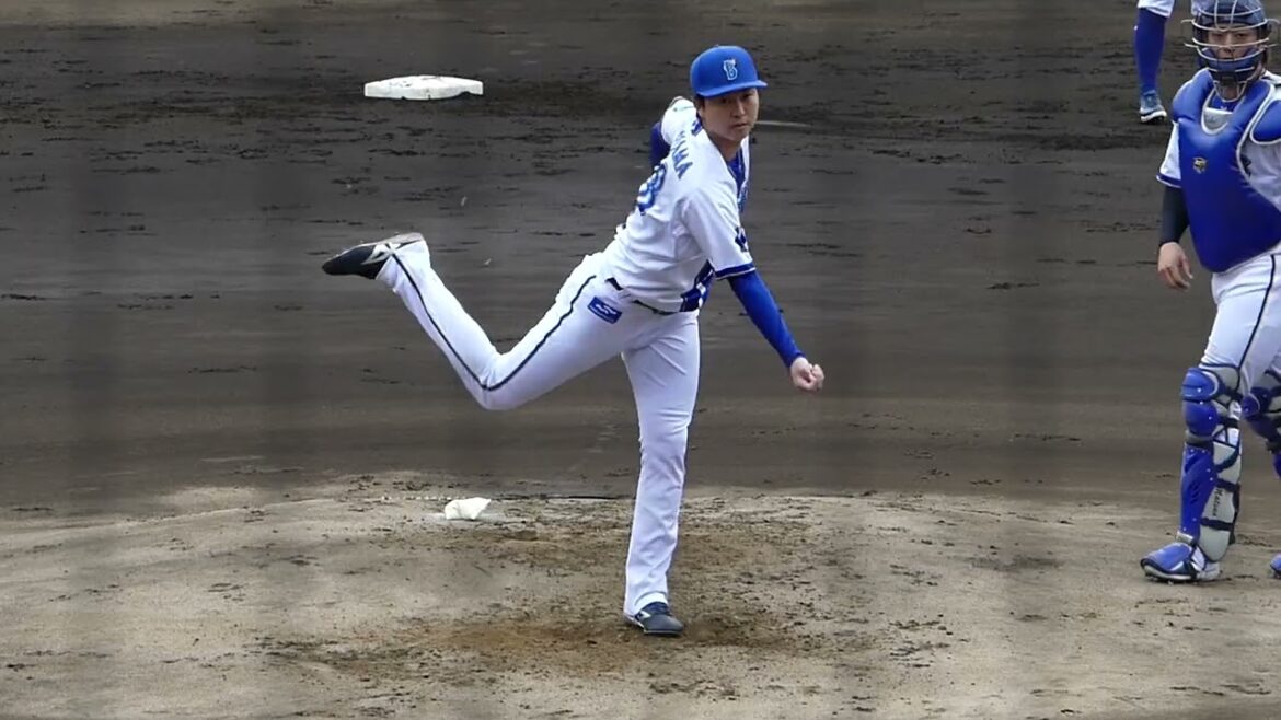 2025年4月26日 イースタンリーグ 千葉ロッテ戦・京山 将弥 投手の準備投球（ボールデッド中）