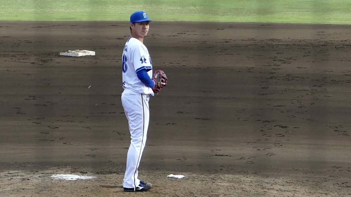 2025年4月26日 イースタンリーグ 千葉ロッテ戦・岩田 将貴 投手の準備投球（ボールデッド中）