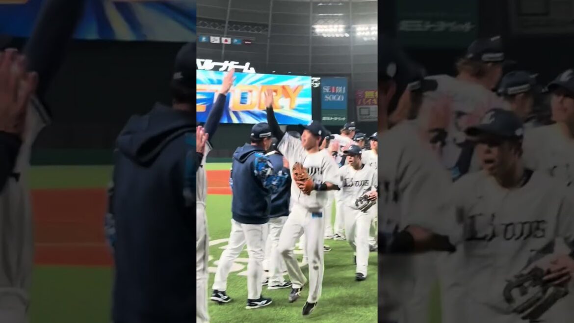 【大ジャーーンプ！】試合直後、勝利のハイタッチの裏側