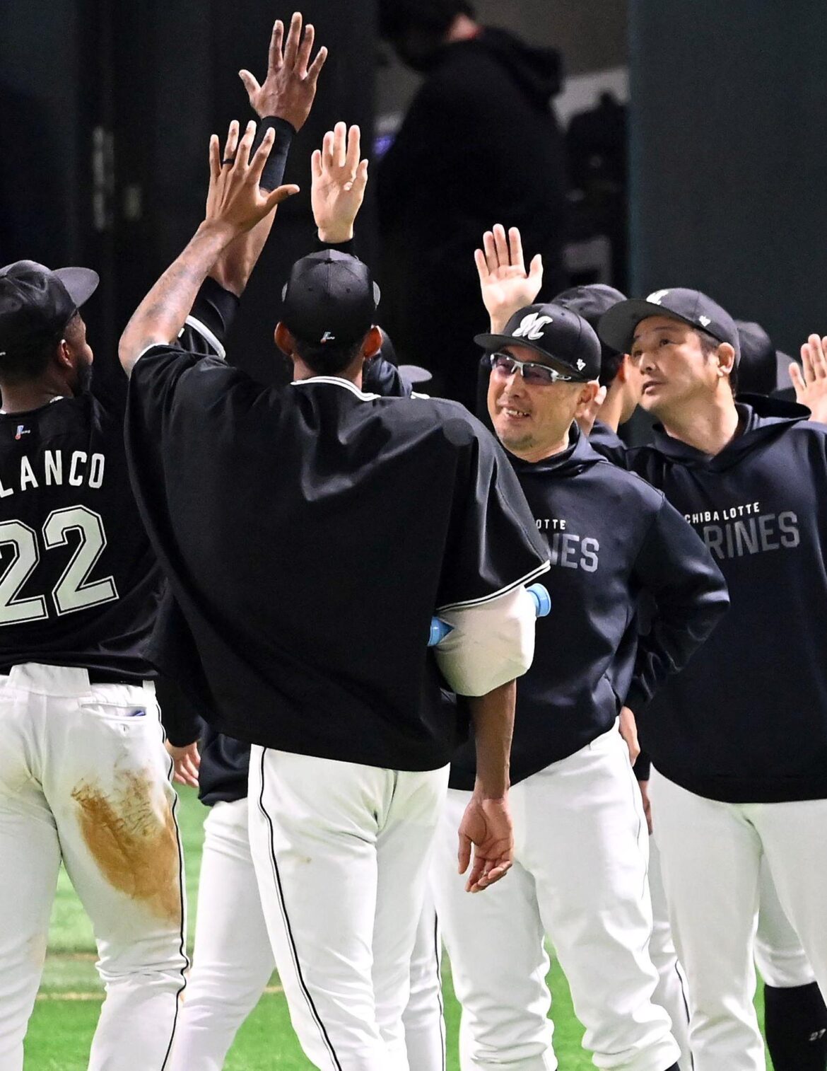 ロッテが13年ぶり開幕3連勝 珍プレーから決勝点 19歳木村はプロ初登板初勝利 ドラ1西川は3試合連続安打(デイリースポーツ) – Yahoo!ニュース – Yahoo!ニュース ロッテが13年ぶり開幕3連勝 珍プレーから決勝点 19歳木村はプロ初登板初勝利 ドラ1西川は3試合連続安打(デイリースポーツ) - Yahoo!ニュース - Yahoo!ニュース