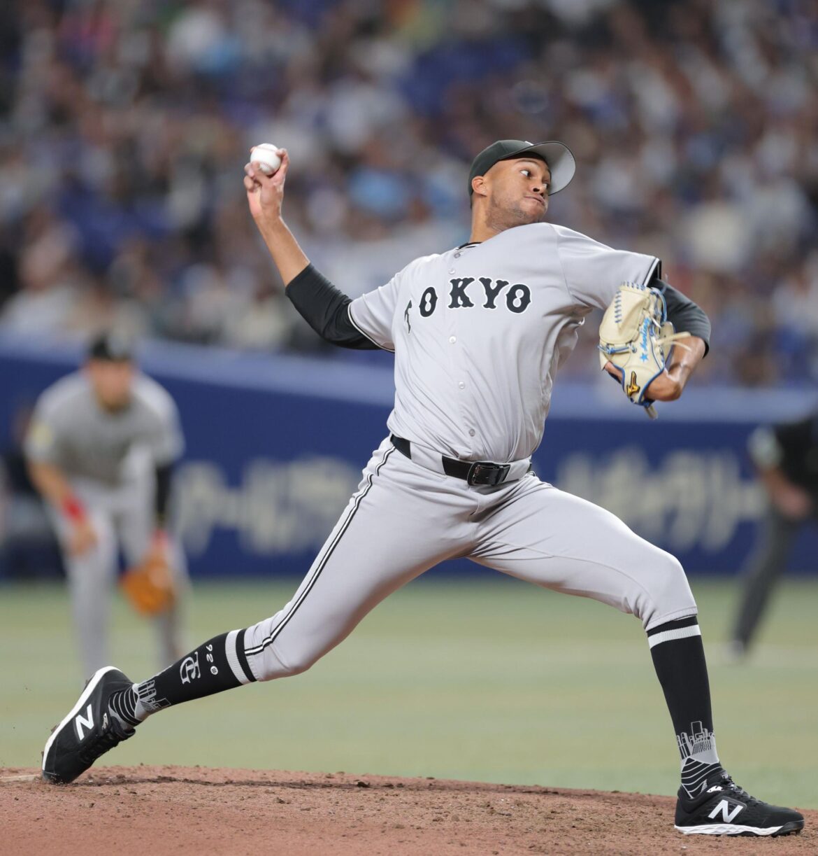 巨人・マルティネス登場に中日ファン反応 拍手に混ざり一部からブーイング 古巣と初対戦で九回に登板(デイリースポーツ) – Yahoo!ニュース – Yahoo!ニュース 巨人・マルティネス登場に中日ファン反応 拍手に混ざり一部からブーイング 古巣と初対戦で九回に登板(デイリースポーツ) - Yahoo!ニュース - Yahoo!ニュース