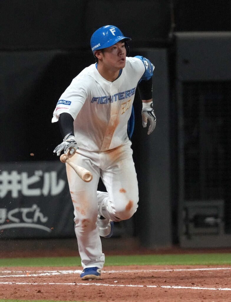 現役ドラフトの星！日本ハム・吉田賢吾が2試合連続の2号ソロ 3番起用に応えた（スポニチアネックス） - Yahoo!ニュース - Yahoo!ニュース