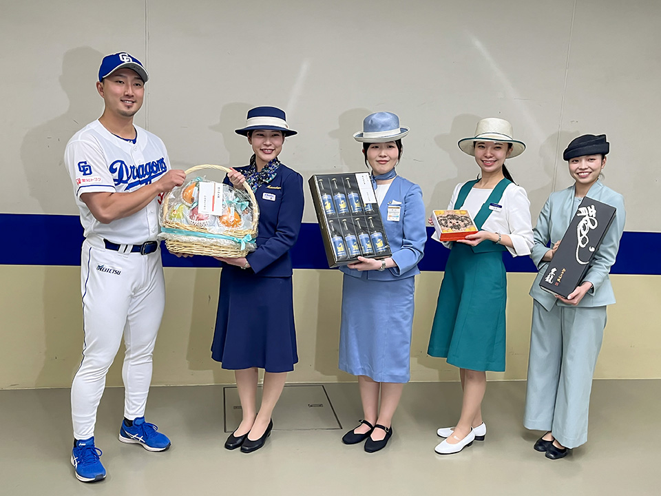 百貨店一同より陣中見舞い