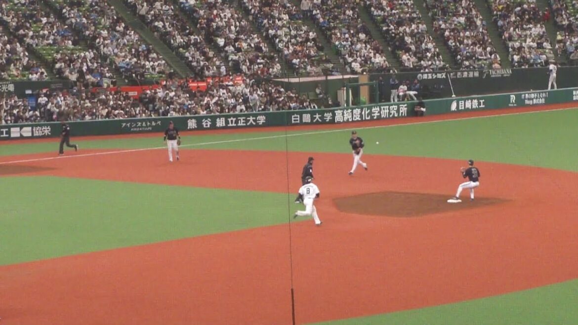 オリックス 紅林弘太郎のキャッチによる、643のダブルプレー　西武 vs オリックス　2025年4月26日(土)　ベルーナドーム