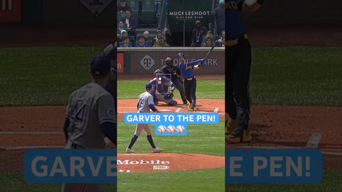 Garv with a three-run blast! 💥 #mariners #baseball #sports #MLB #homerun