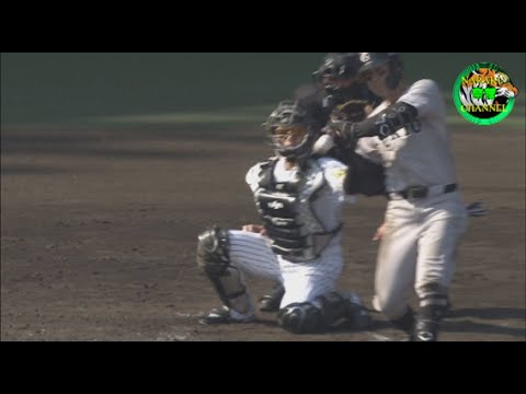 グリップエンドに当たっているのに死球で歩くセコ過ぎる若林 #巨人若林 #誤審 #死球 グリップエンドに当たっているのに死球で歩くセコ過ぎる若林 #巨人若林 #誤審 #死球