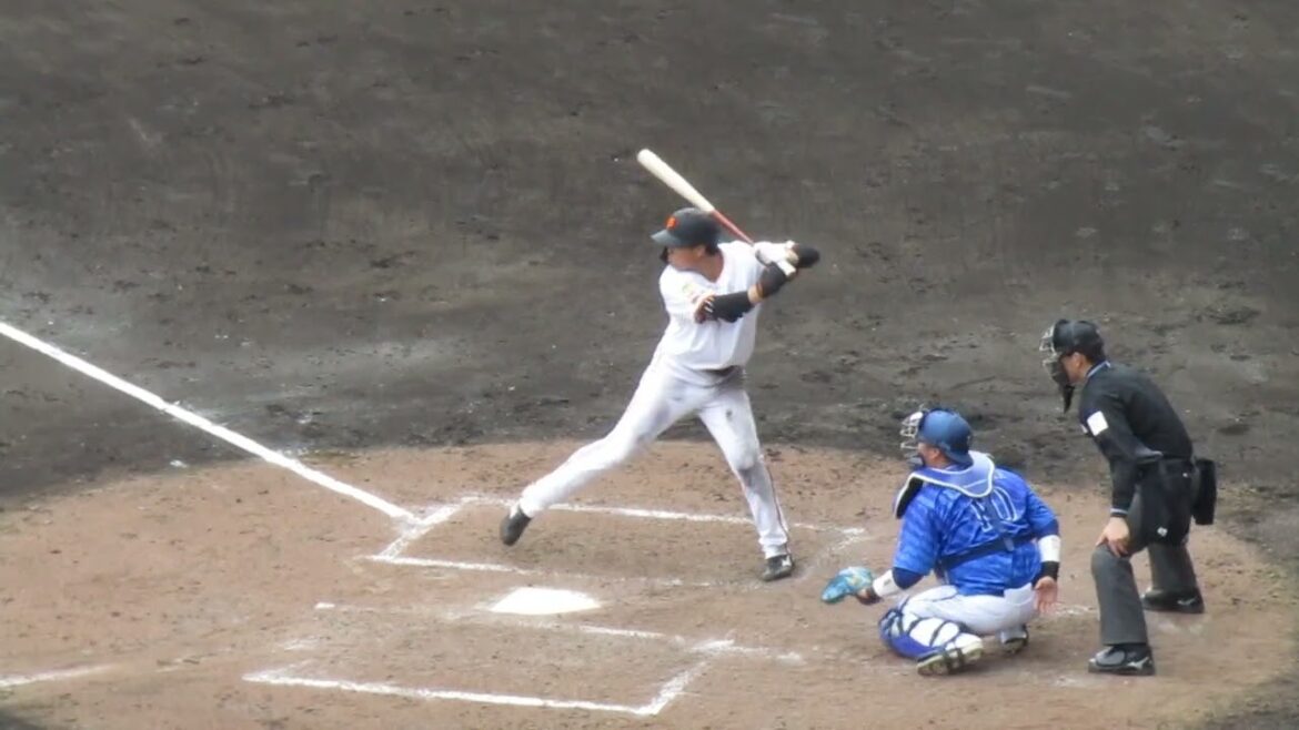 【野球選手フォーム集】中山礼都 2025年版の打撃フォーム（読売ジャイアンツ 対 横浜DeNAベイスターズ 練習試合2025年2月18日）