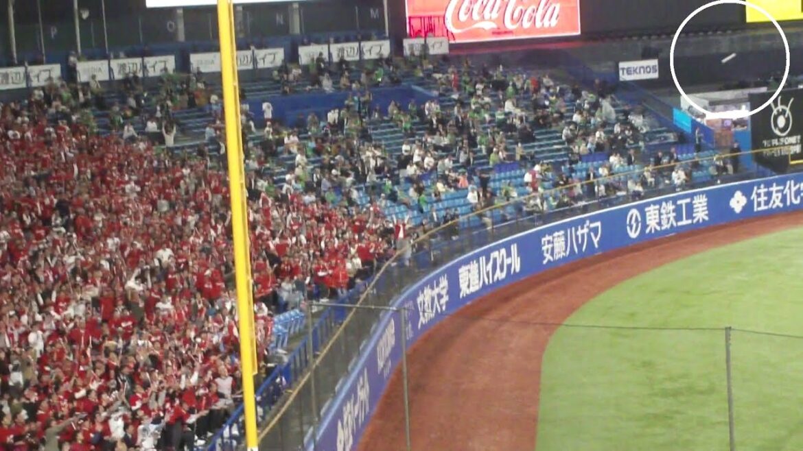 広島 堂林翔太 勝ち越しのホームラン 第1号　ヤクルト vs 広島　2025年5月7日(水) 神宮球場