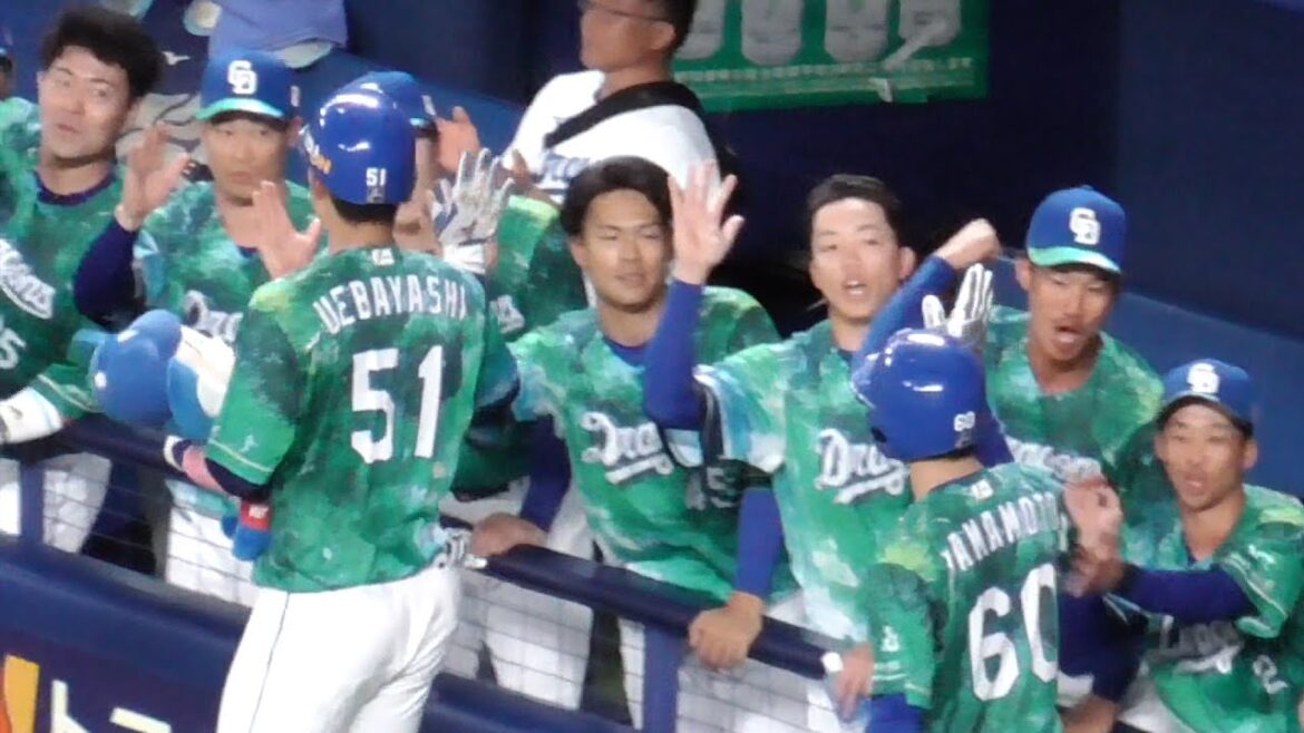 上林誠知が2ランHRを打った瞬間のドラゴンズベンチ　中日ドラゴンズVS横浜DeNAベイスターズ　2025/05/07