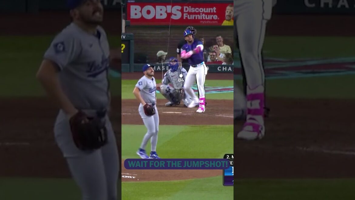 Ketel Marte has 2 of the Diamondbacks' 5 homers tonight!