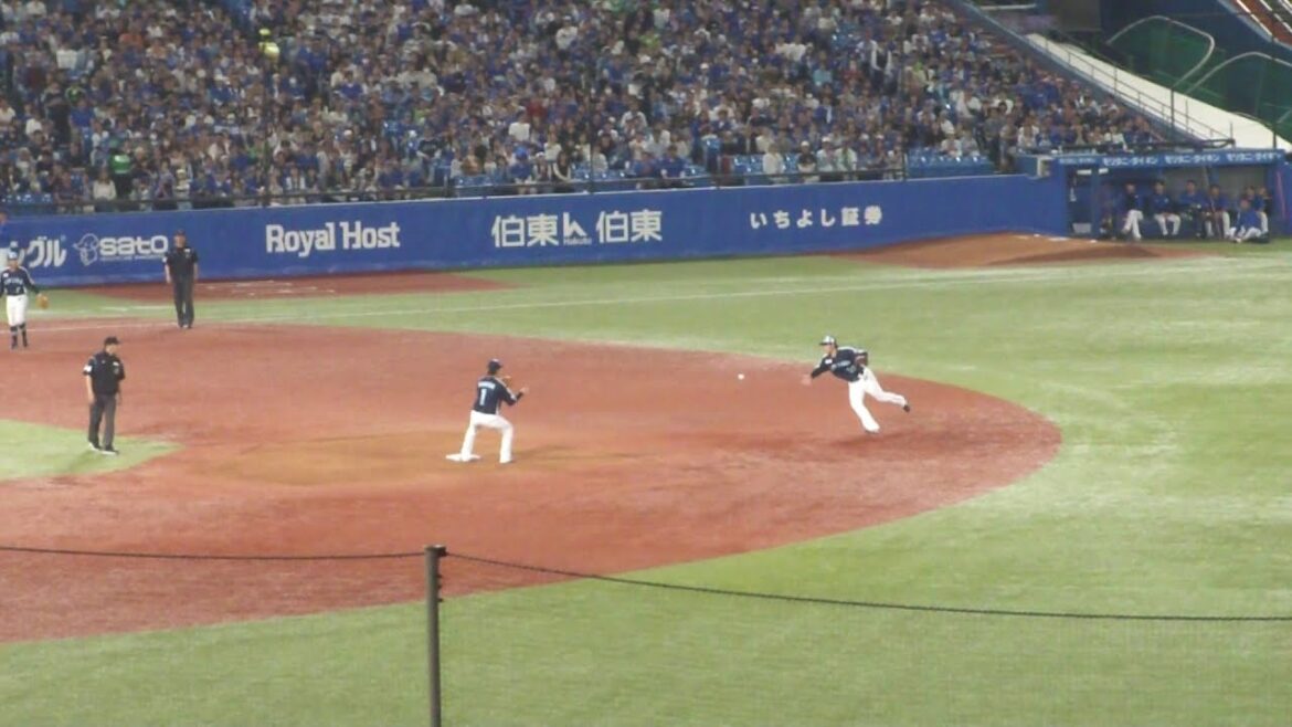 ヤクルト 北村拓己のトスによる、643のダブルプレー　ヤクルト vs DeNA　2025年5月18日(日) 神宮球場