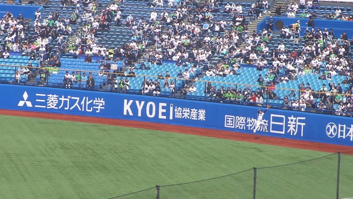 ヤクルト 西川遥輝 ナイスプレー　オープン戦 ヤクルト vs 阪神　2025年3月18日(火)　神宮球場