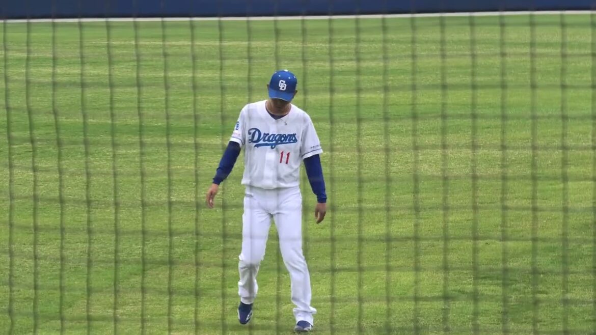 中日ドラゴンズ 先発投手の岡田俊哉投手が試合前にランニング 2025/5/16 ナゴヤ球場