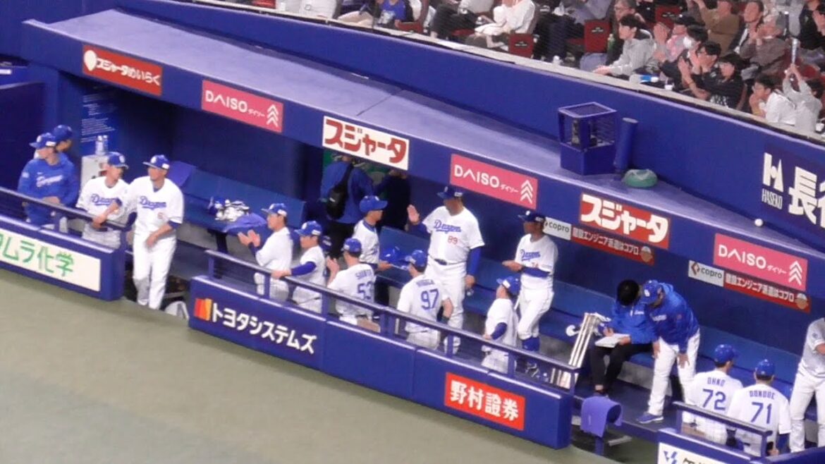 勝利の瞬間のドラゴンズベンチ　松葉貴大がハーラートップの4勝目　中日ドラゴンズVS東京ヤクルトスワローズ　2025/04/26