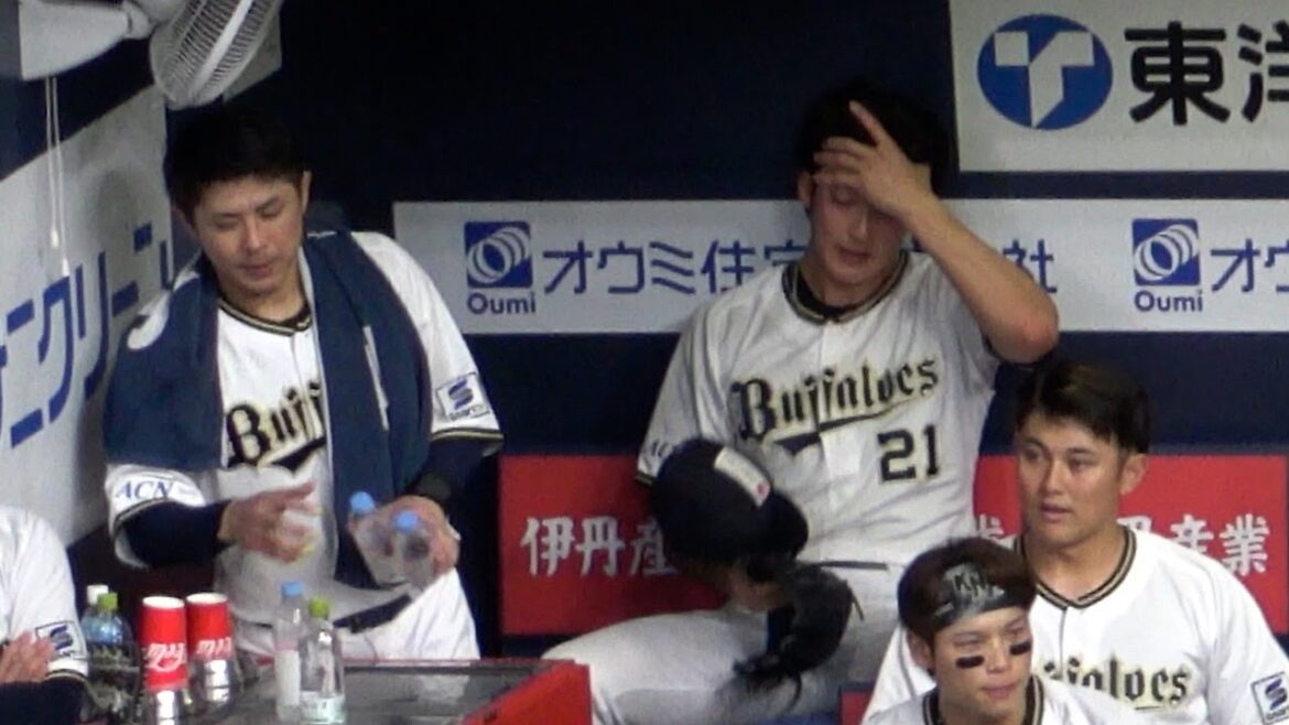 2ラン被弾して落ち込む颯一郎に声をかけにいくキャッチャー若月健矢