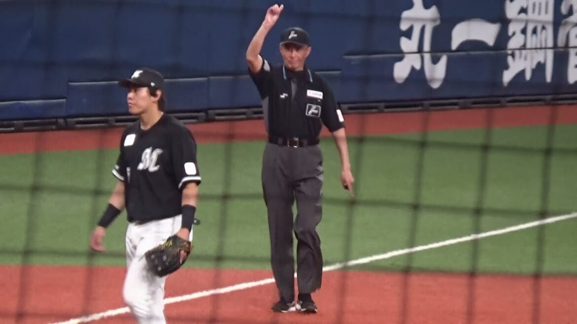 【審判ウォッチ ミニ】若月健矢選手の打球判定（サヨナラホームラン）と三塁触塁確認を行う土山剛弘審判員、本塁触塁確認を行う球審の吉本文弘クルーチーフ【2025.5.20 オリックス vs 千葉ロッテ】