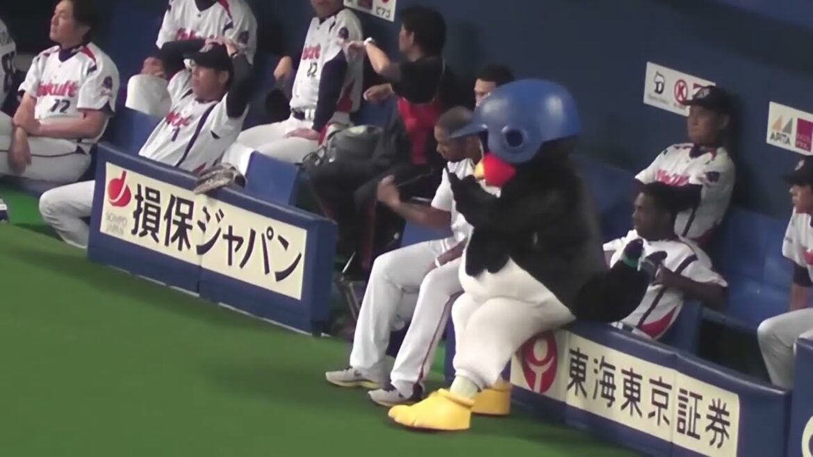 【追悼アーカイブ】つば九郎とバレンティンってホント　仲いいよなｗ